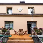 Krysin Apartman *