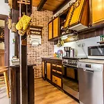 Krysin Apartman *